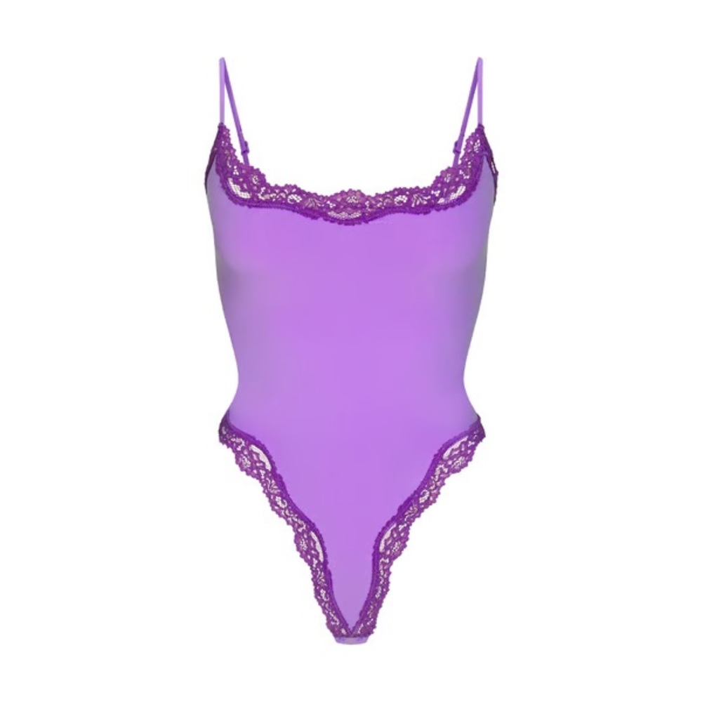 skims fits everybody lace cami bodysuit